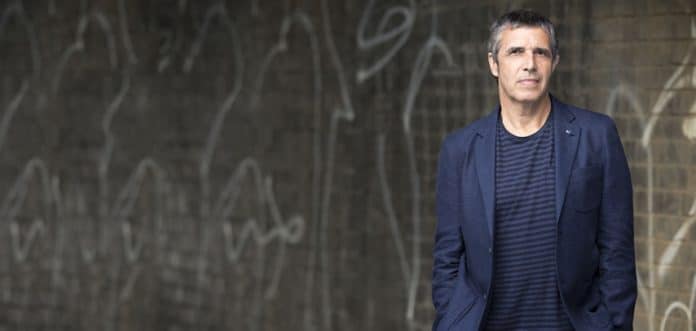 julien-clerc-tournee-des-50-ans-deux-pianos ile maurice