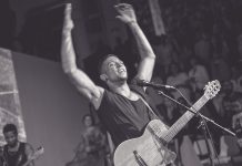 Hans Nayna concert